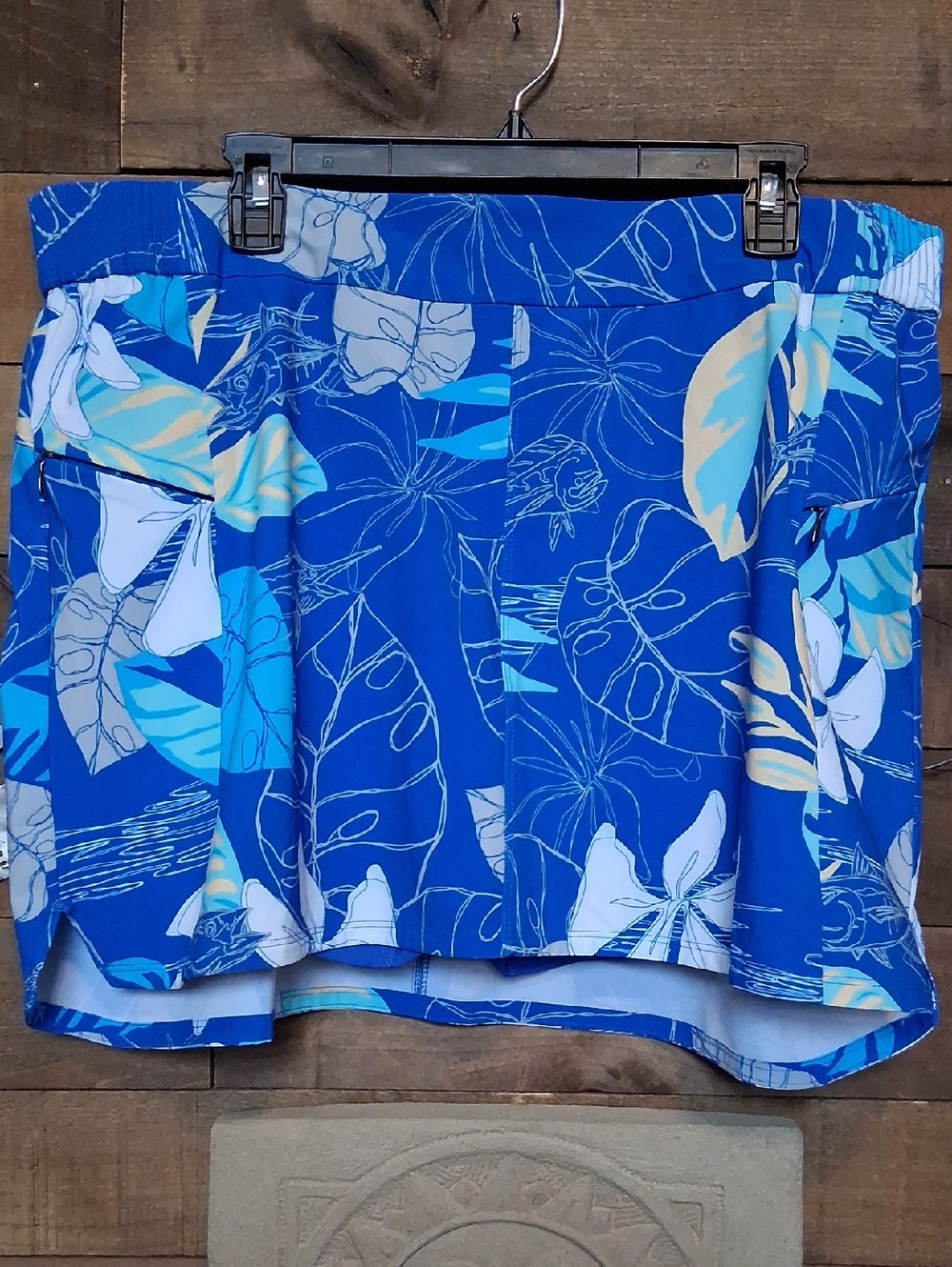 XL/TG Woman's Columbia Tidal Skort In Blue Floral